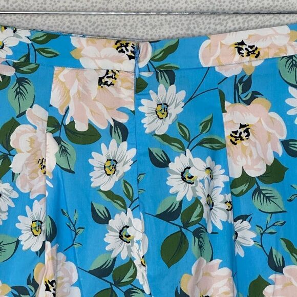 Yumi Kim Floral Wonder Garden Shorts | Size M - Picture 9 of 10